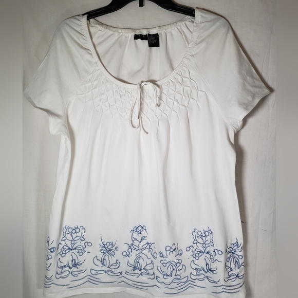 RT White with Blue Embroidered Shirt Sz XL - Picture 2 of 6